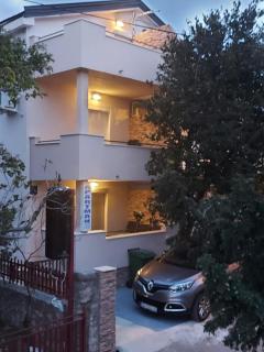 Apartments by the sea Ribarica, Karlobag - 23603 - 9