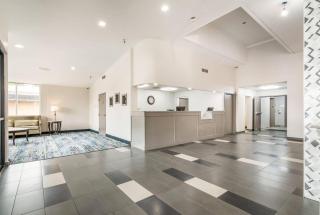 Quality Inn Rochester West - 3