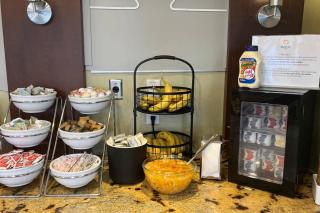 Quality Inn Saint-Jean-sur-Richelieu - 2