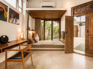 Serene 1BR Villa 800 to Echo Beach, with Pool - 8