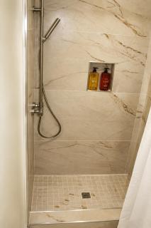 Boutique Coastal Retreat 2BR 2BA AC - 1