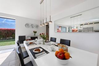 Villa Dolce Vita With Private Pool - 6