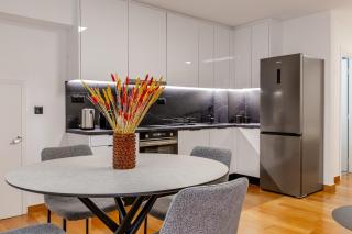 Sea Breeze Vouliagmeni - 2 BR - 0