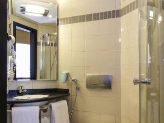 ibis Sharq - 2