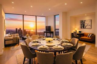 SkyHigh Luxury Residence Panoramic Bay and City Views - 9