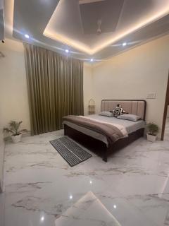 Luxury 3 bhk flat in Rishikesh near highway NH58 - 1