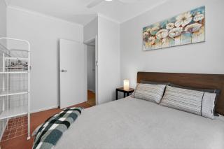 4 1 Harbour View Terrace BYO Linen - 4