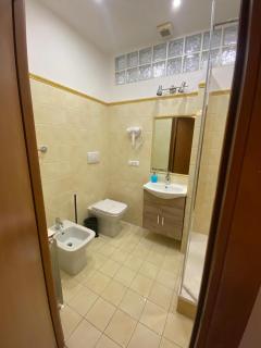 ALBERGO LOCANDA DIANA - Genoa - 3