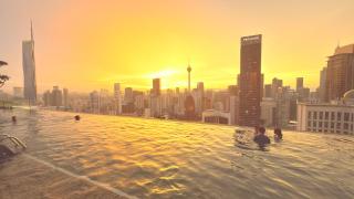 Infinity Pool Axon Residence near by Orion Hotel - 5