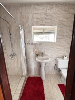 Akright 4 bedroom Family Home - 5