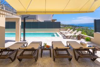 Seaview Villa Diamond, 7-bedroom villa Just 500 Meters from the Beach - 7