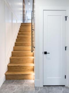 Stunning New-Build in South Surrey Steps from Shopping Parks & White Rock Beach - 6