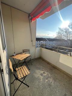 Wohnung für Monteure mit 2 Schlafzimmern und Balkon in Celle! - 2
