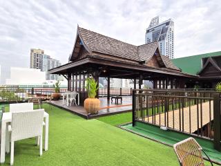 True Siam Rangnam Hotel - 4