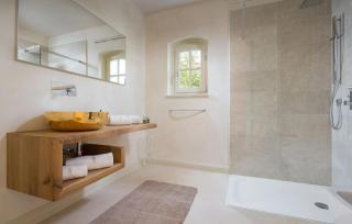 Awesome Home In Vabriga - 5