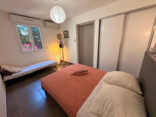 PAOLINA C1- vue mer- proche commerces - 3