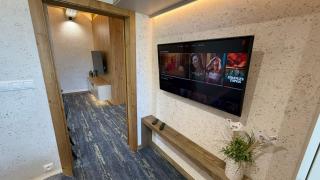 Mountain Peak Apartment - 2