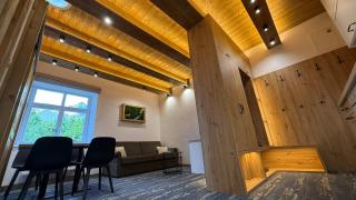 Mountain Peak Apartment - 3