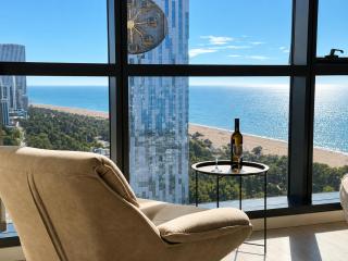 Three-room apartments by the seacoast, Porta Batumi Tower - Batumi - 1