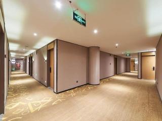 IU Hotel Guangzhou Sun Yat-Sen University Zhujiang Swimming Center - 2