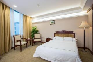 Zhonghua Hotel - 4
