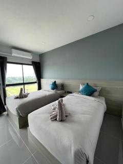 The Resort Hotel at Photharam - 3