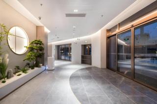 Palace Hotel (Huilong Guandong Street Subway Station LONG Street) - 2