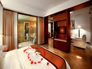 Sanya HaiYueBay holiday hotel - 2