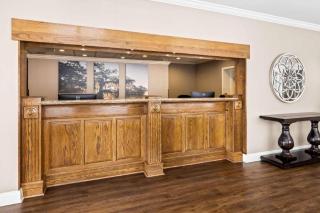 Best Western Forest Inn - 1