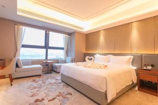 Qian Xin Luxury Hotel - 9
