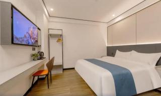 Yifang Hotel (Tianhe Sports Center Guangzhou East Railway Station Branch) - Canton - 4
