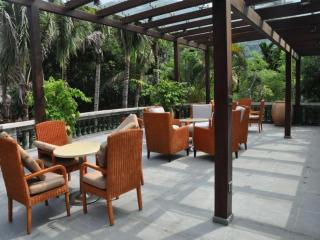 Mingdao Qixianling Hot Spring Resort - Baoting - 1