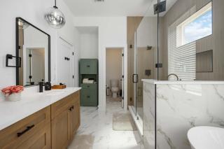 Walk to FIFA Fan Fest! Modern 3BR Townhome - 1