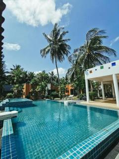 Coco Pino Bankrut Beach Resort. - 9