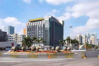 Zhuhai Golden Leaf Wuzhou Crown Hotel - 2