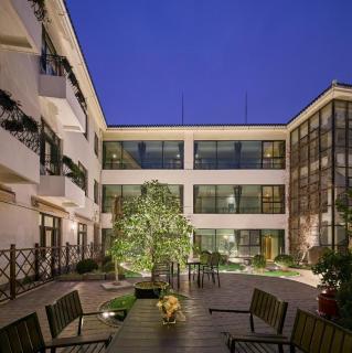 ARULA Youngor Central Hotel - 1