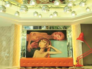 Wuhan Carnival Fashion Hotel - 2
