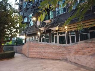 the corn resident maesot - 7