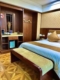 Linjiang International Cruise Hotel (Shanghai Youyi Road) - 7