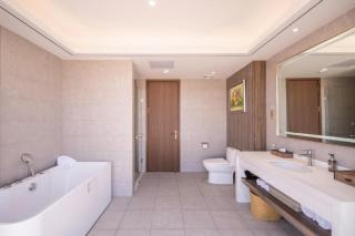 Wulan Hot Spring Hotel - 4