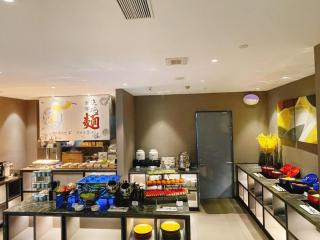 Home Inn Style Shanghai Caohejing Guilin Park Metro Station - 1