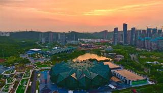 The Preface Hotel Apartment Dapeng Metro Station, Longcheng Park, Shenzhen Dayun Center Gymnasium - 2