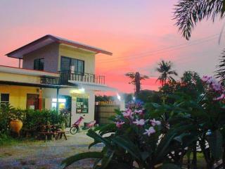 Tippawan Resort Pattaya - 0