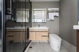 Floral Hotel · ShangHai-ShiWai taoyuan Homestay (Shanghai International Tourism Resort) - 1