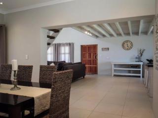 Silver Pond Lodge - Robertson - 2
