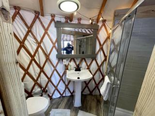 Luxury Yurt makes for a Brilliant Texan Retreat - 2