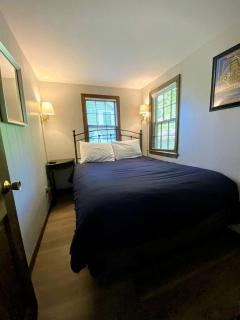 Charming Cottage with Private Deck and Modern Amenities near Camden, Maine - 3