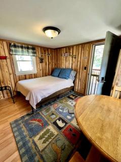 Pet-Friendly Studio Cabin with BBQ and Porch in South Dakota - 1