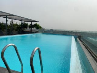 Luxury Airport Studio Pool & Gym The lennox - 7