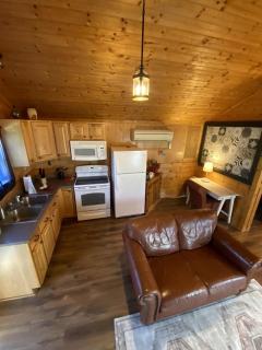 Secluded Cabin Perfect for Nature and Water Sports Lovers in Texas - 2